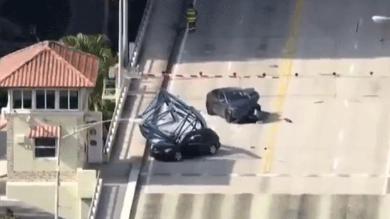 Muere una persona y dos más resultan heridas tras caer parte de grúa en puente de Florida 