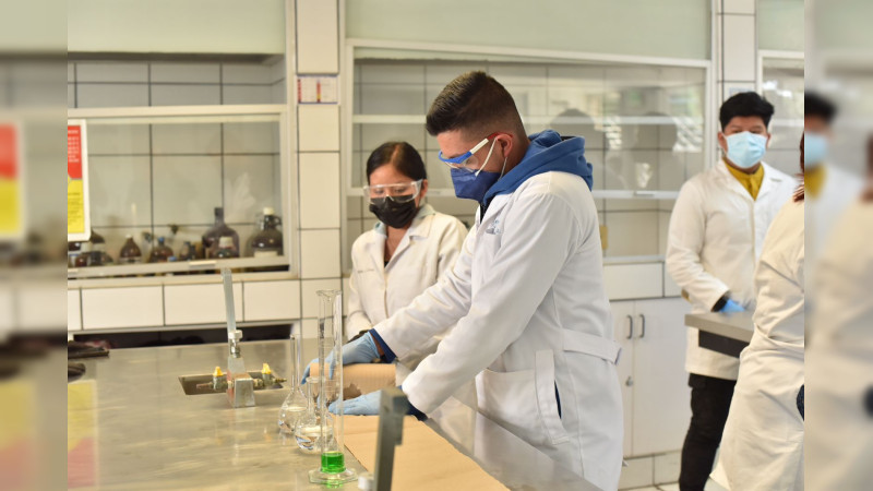 Ingreso a carreras del área de la Salud en la UMSNH, será por sus conocimientos