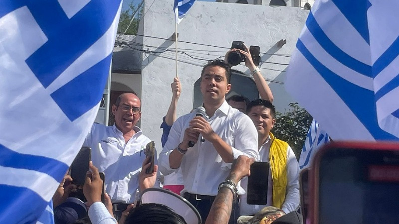 Fernando Macías se registra a la Presidencia Municipal de Querétaro  