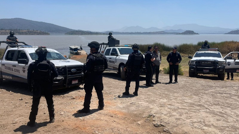 Llama al 911 o 089 para denunciar el “huachicol” de agua en el lago de Pátzcuaro 