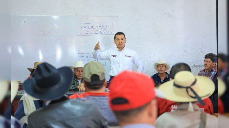 A ras de tierra, Torres Piña atiende demandas de tenencias morelianas 