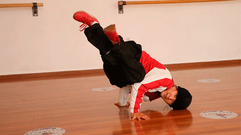 Conoce a Monse Zavala, la joven que encabeza la selección michoacana de breaking