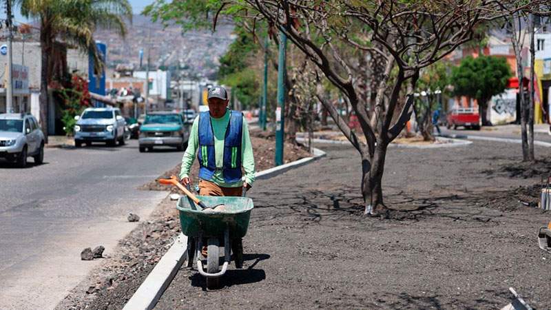 Ayuntamiento de Morelia mantiene alerta vial por construcción de parque lineal en av. Quinceo