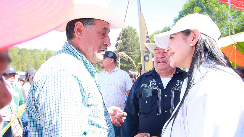 Vamos a fortalecer un mercado interno específico de productos alimentarios: Araceli Saucedo 
