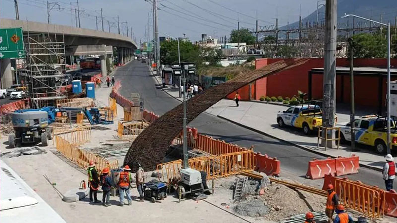 Colapsa estructura de Línea 6 del Metro en Monterrey 