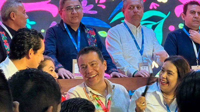 Pabellón de Michoacán enamora al Tianguis Turístico de Acapulco