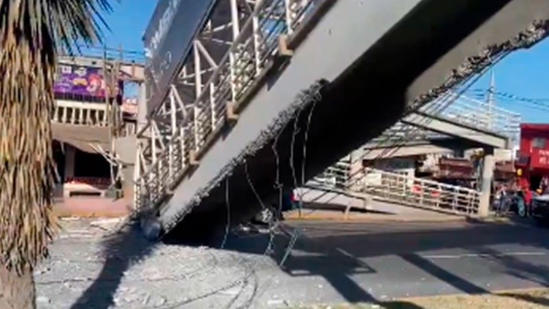 Se desploma puente peatonal en San Nicolás, Nuevo León; hay varios lesionados 