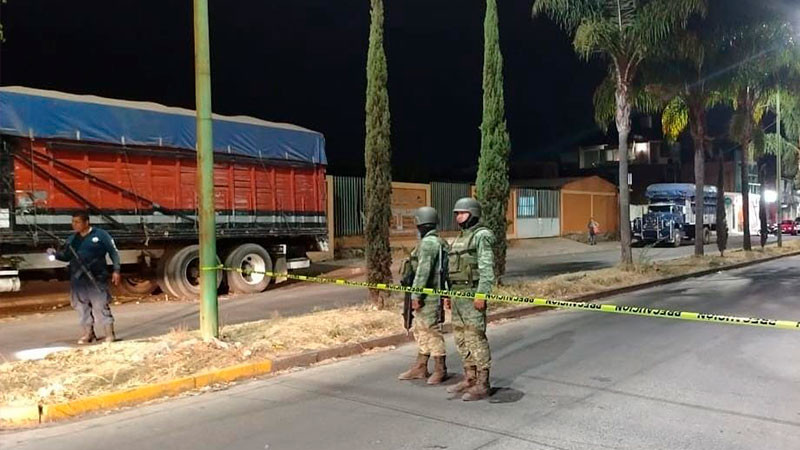 Asesinan a balazos a un motociclista al oriente de Uruapan  