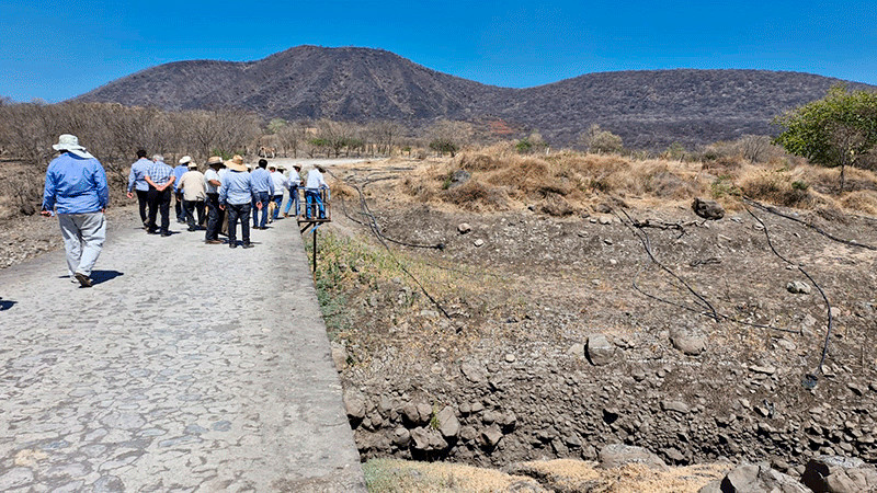 Productores agrícolas suman esfuerzos para rehabilitar la presa de El Cahulote 