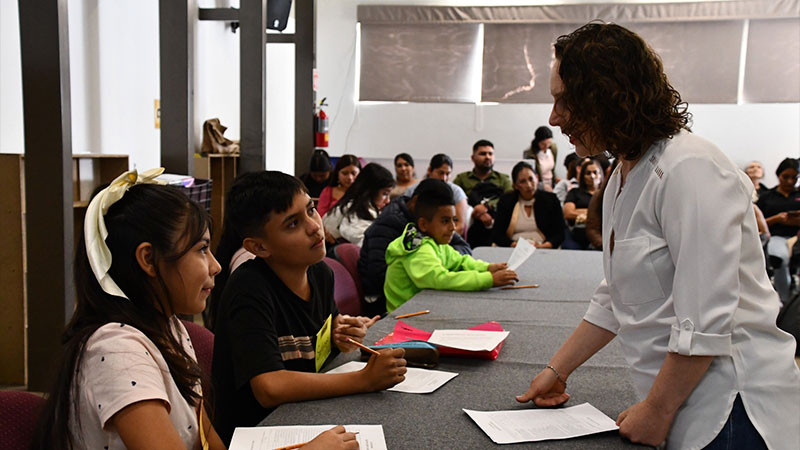 Niñas y niños eligen a representante estatal ante el DIF Nacional 