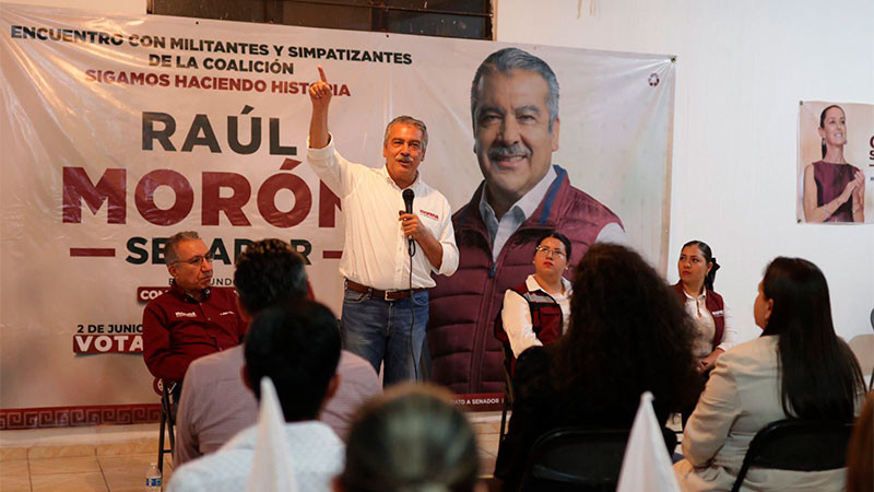 "La oposición desprecia a la gente que ha construido la historia de este país": Morón