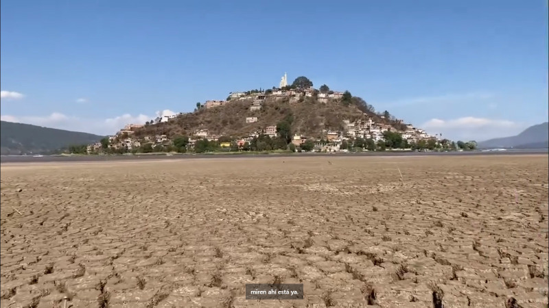 El lago de Pátzcuaro, a un paso de la extinción; video muestra que casi se llega caminando a Janitzio 