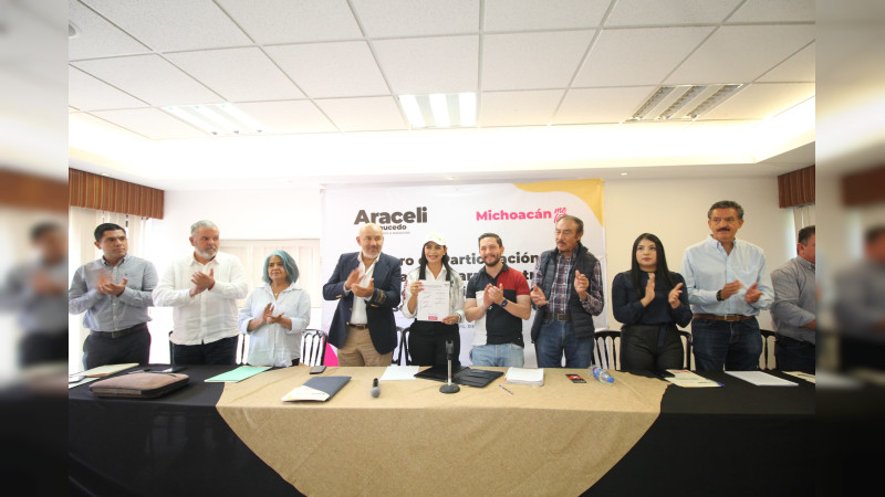 Con gran éxito se realiza el Foro de Participación convocado por Araceli Saucedo