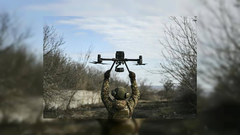 Persiste asedio a Tarecuato, Michoacán: Lanzan ataque a balazos y con drones  