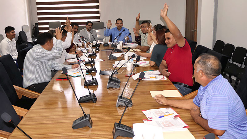 Solicita licencia Bladimir González de la alcaldía de Tarímbaro 