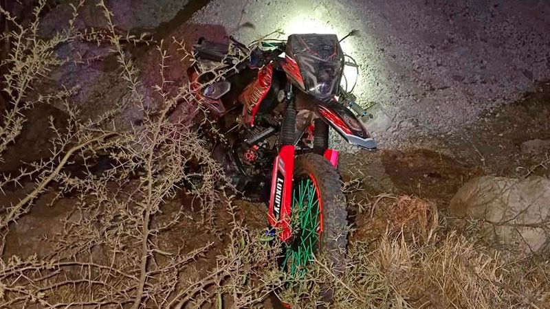 Tras accidentarse en su moto, muere joven en Álvaro Obregón, Michoacán 