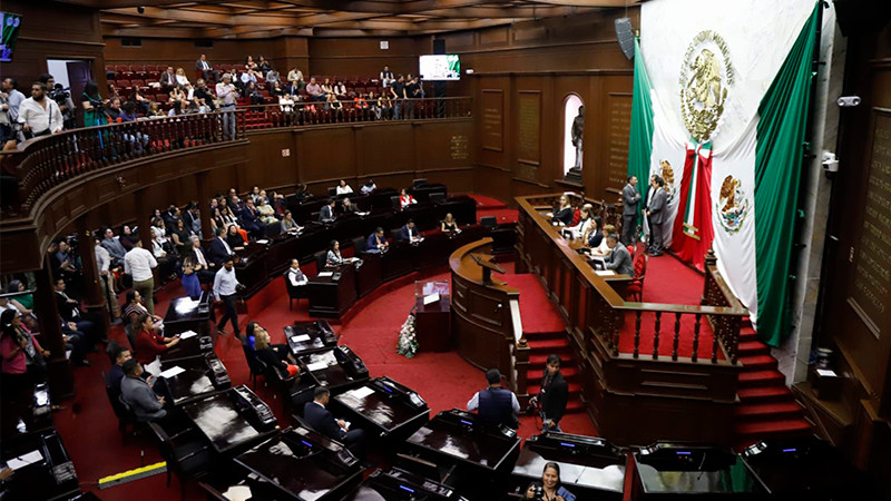 Congreso de Michoacán abre convocatoria para “entregar la “Medalla al Mérito Docente” 