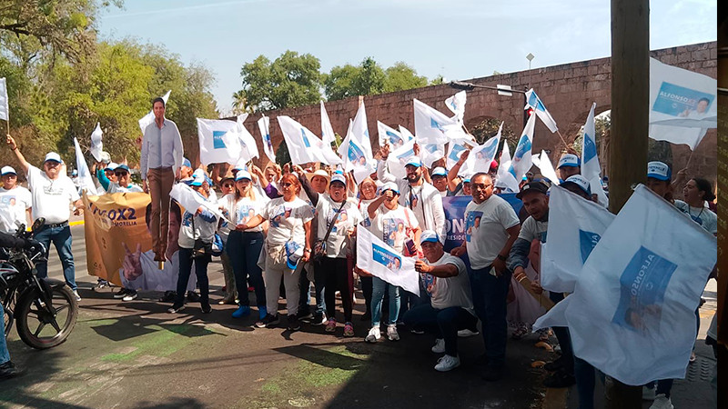Miles de morelianos respaldan a Alfonso Martínez