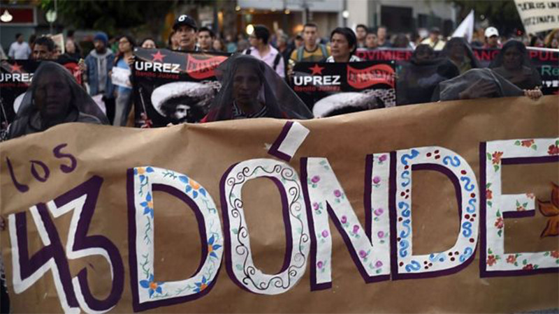 CNTE afirma que AMLO recibirá a padres de los 43 normalistas de Ayotzinapa el próximo 3 de junio 