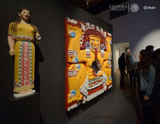 En el Palacio de Bellas Artes, la exposición El color de los Dioses. Policromía en la Antigüedad clásica y Mesoamérica - Foto 0 