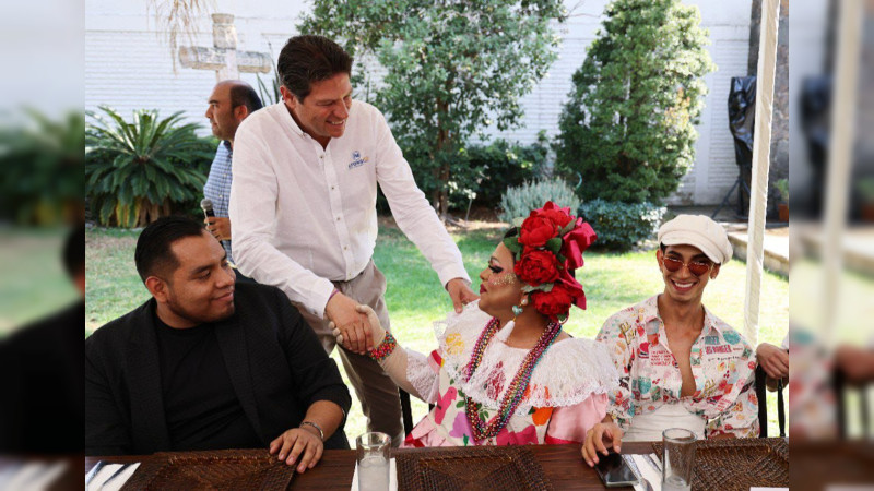 Comunidad LGBTIQ+ destaca inclusión de Alfonso Martínez