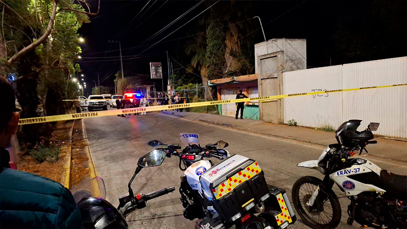 En la puerta de su casa en Uruapan, Michoacán, quitan la vida  a un hombre
