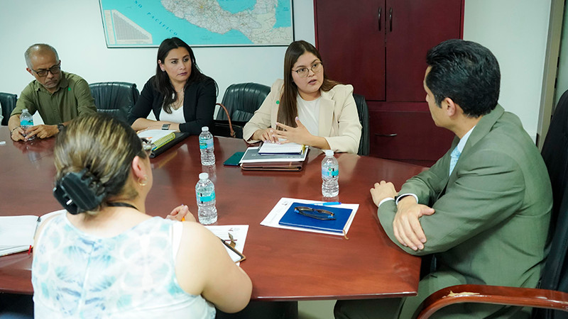 Acuerdan generar rutas de atención a población en contexto de movilidad