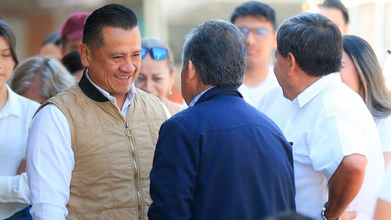 Torres Piña atiende y gestiona soluciones a demandas de morelianos 