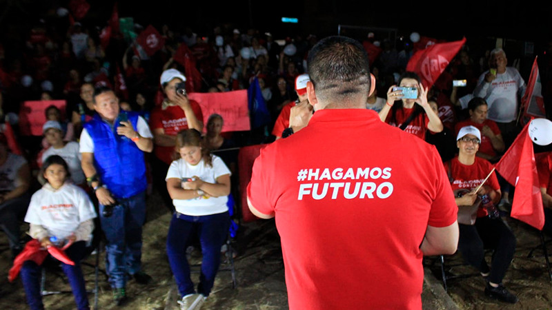 Visita Bladimir González Cuto del Porvenir en Tarímbaro