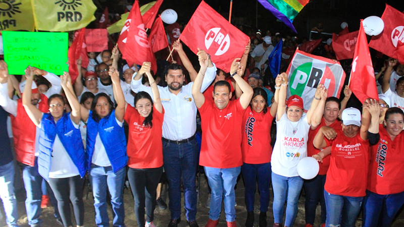 Visita Bladimir González Cuto del Porvenir en Tarímbaro