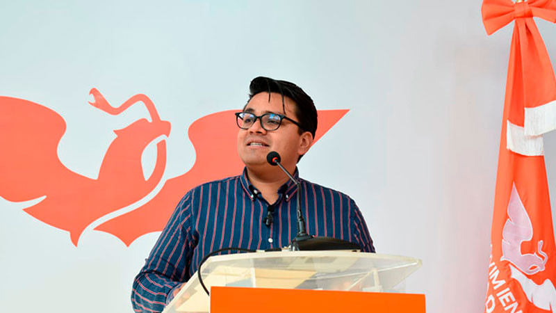 Un ex perredista encabeza la lista de plurinominales de Movimiento Ciudadano  