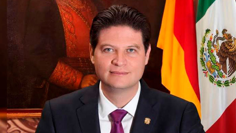 Alfonso Martínez acerca su proyecto X2 por Morelia con transportistas de la COMIT  