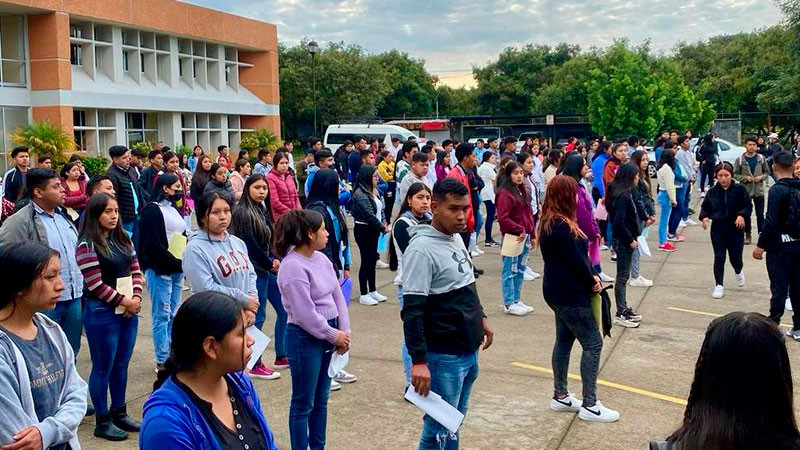 Por calor, uniforme en escuelas de media superior será opcional: sector educativo michoacano  