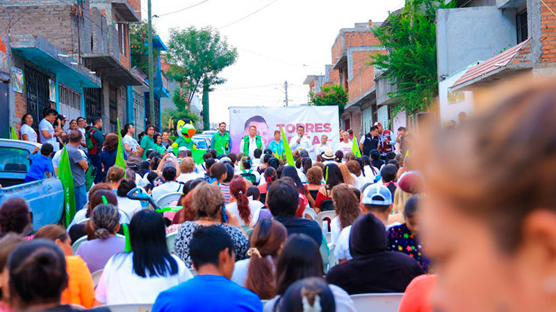 Seremos un gobierno de territorio, no de escritorio: Torres Piña 