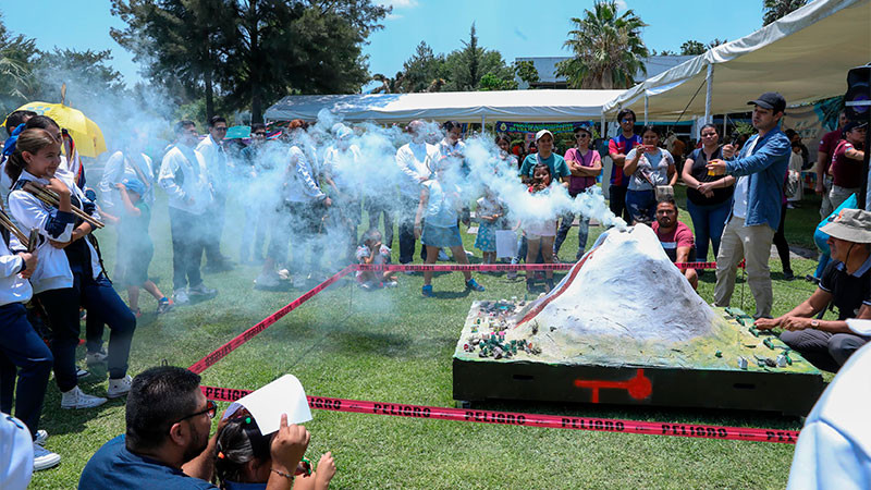 Histórico, 36 mil visitantes en el Tianguis de la Ciencia de la UMSNH