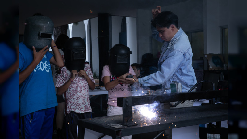 Histórico, 36 mil visitantes en el Tianguis de la Ciencia de la UMSNH