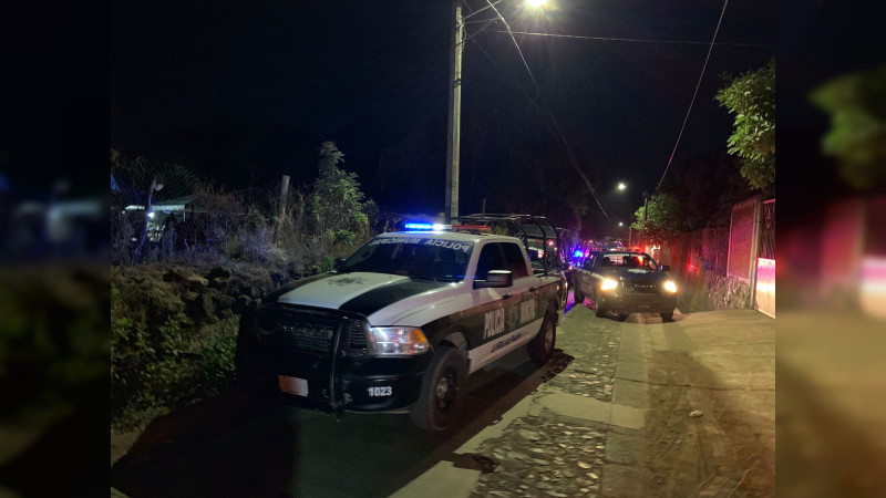 Balacera en palenque clandestino en Uruapan, Michoacán, deja tres heridos 