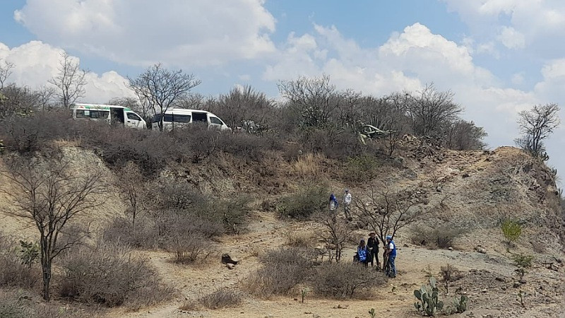 Encuentran restos humanos en fosa clandestina en San Juan del Río 