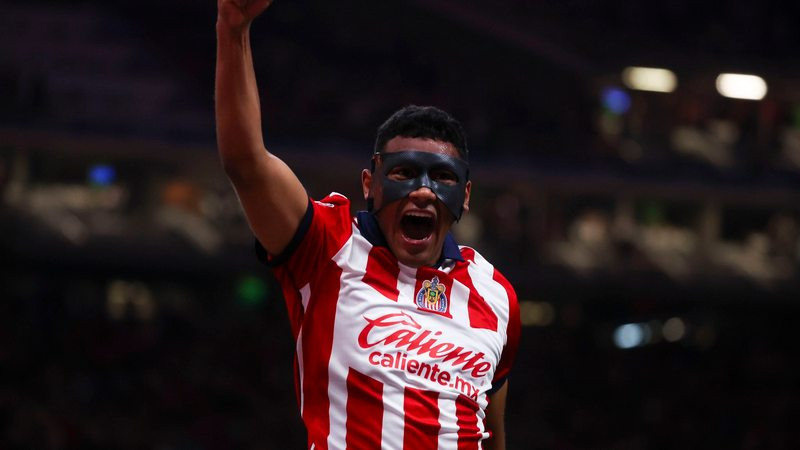 América sigue líder del Clausura 2024; Chivas amarra su boleto y Pumas se la juega ante Querétaro 