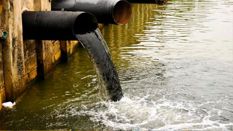 Detectan cloroformo y derivados de petróleo en agua contaminada de Benito Juárez 