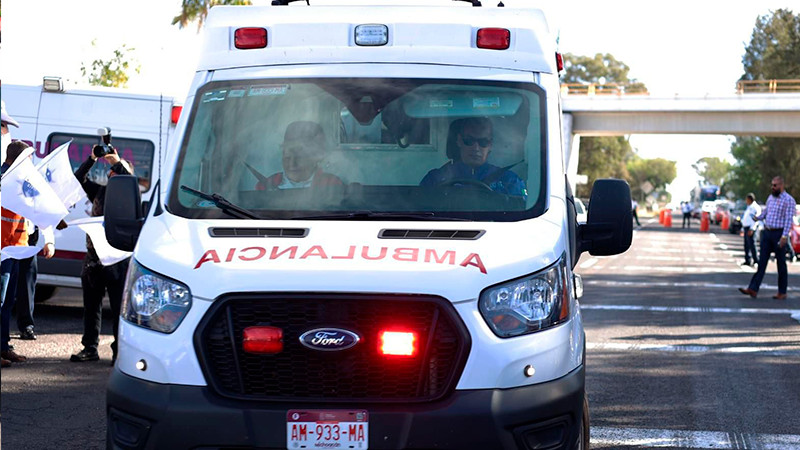 Atropellan a delegado de la GC y a un elemento en Uruapan, Michoacán  