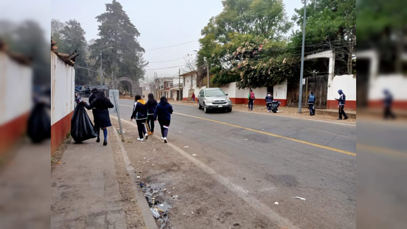 Comunidad Cecytem fomenta el cuidado del medio ambiente