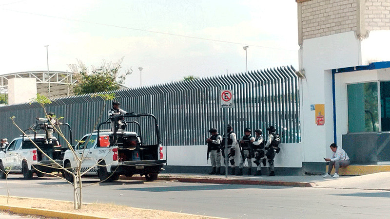 Lanzan explosivo contra Comandancia Norte de la Policía Municipal de Celaya