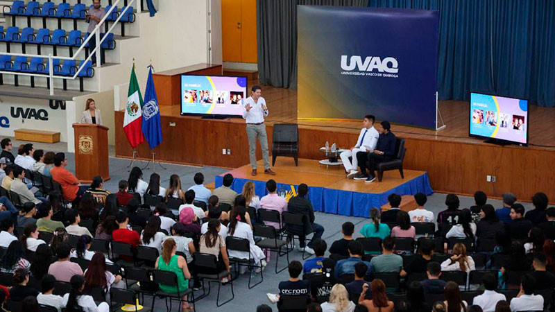 Alfonso Martínez busca respaldo de estudiantes universitarios en su candidatura a la alcaldía de Morelia 