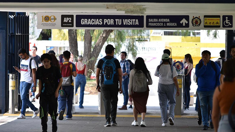 No puede violentar el proceso de admisión la UMSNH 