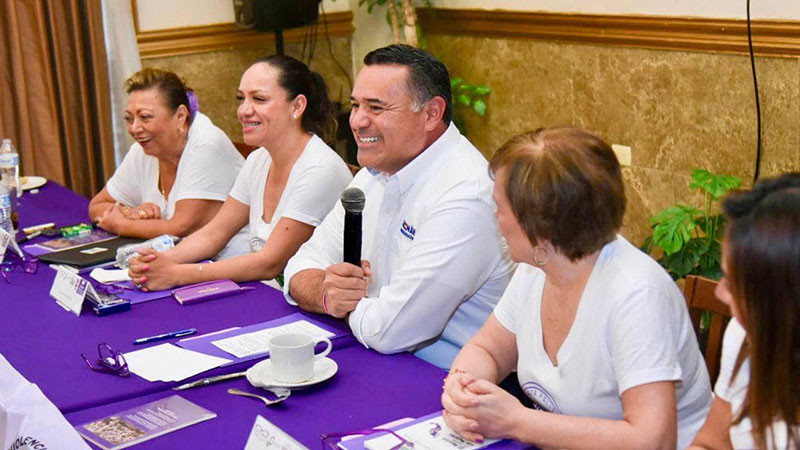 Cecilia Patrón y Renán Barrera prometen Universidad para las mujeres en Mérida, Yucatán  