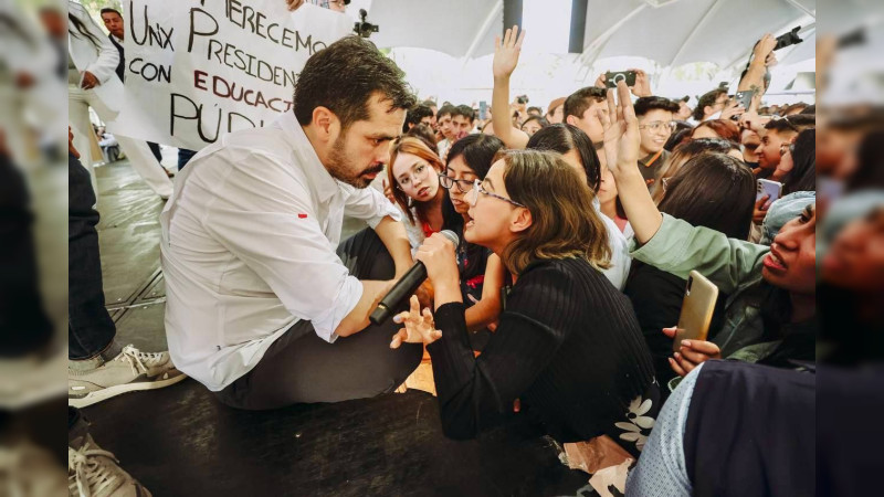“Fuera, fuera”, le dicen a Máynez alumnos de la UAM 