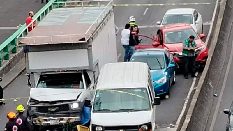 Motociclista pierde la vida en carambola sobre Av. Constituyentes, en CDMX 