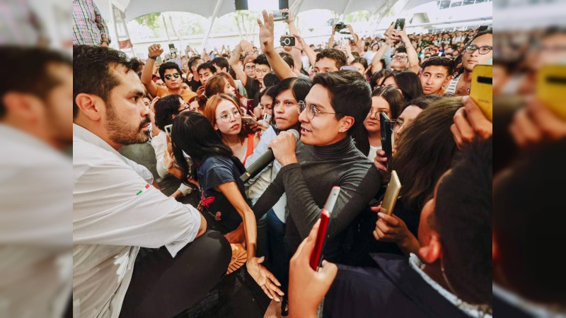 Máynez confirma denuncia por ataques a su colaboradora en su visita a UAM-Xochimilco 