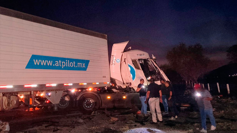 Se registra fatal accidente en la Celaya-Salamanca; 2 personas murieron 